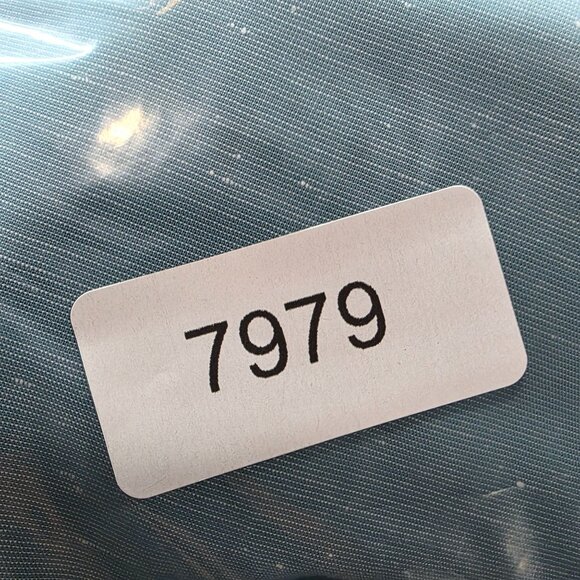 Mens Blue Van Heusen Shirt Long Sleeve Button Down Cotton Blend Size M 15-15.5 - Picture 8 of 8